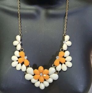Goldtone🧡Orange & Cream with Rhinestones Scoop Bib Necklace Vintage 70s